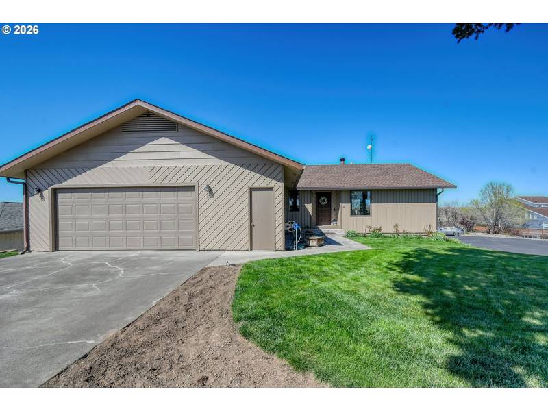 17 SE KIRK AVE, Pendleton, OR 97801