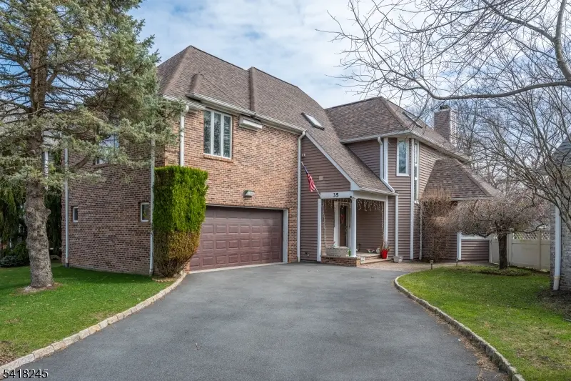 35 Turnberry Rd, Little Falls Twp., NJ 07424