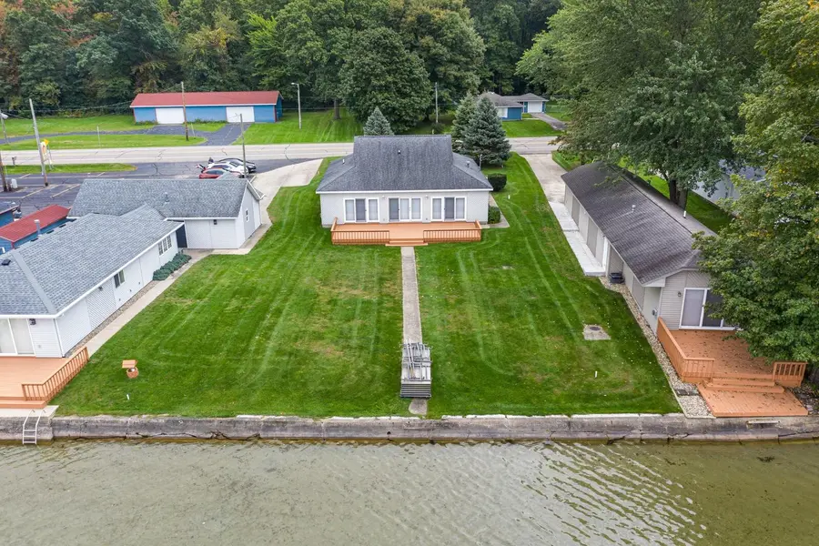 19976 M-60, Park Twp, MI 49093