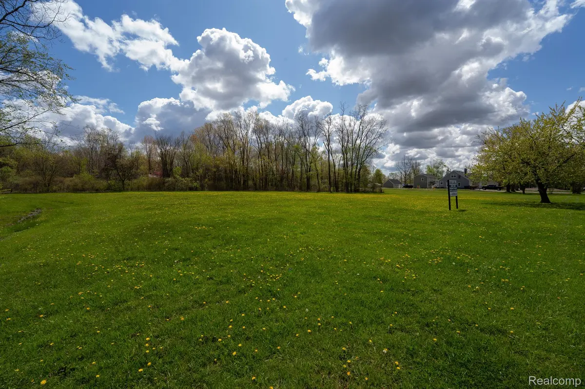 6445 PARDEE RD, Taylor, MI 48180