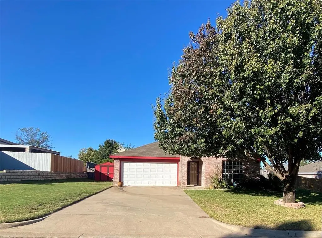 318 Alpine Drive, Weatherford, TX 76086