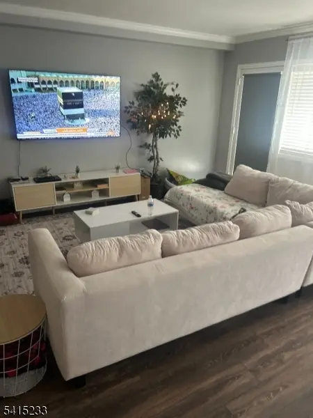 276 Prospect St #3H, East Orange City, NJ 07017