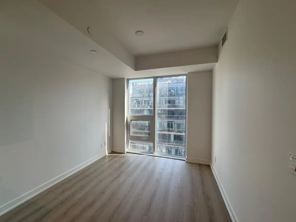 100 Queen ST E #1108, Toronto C08, ON M5C 0B5