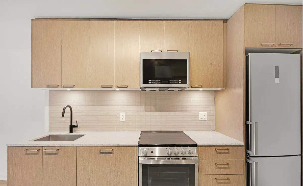 1808 St Clair AVE W #510, Toronto W03, ON M6N 0C1