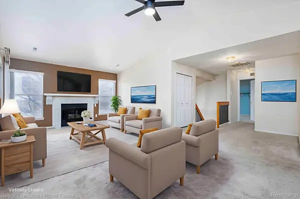 4289 Berkshire DR, Sterling Heights, MI 48314