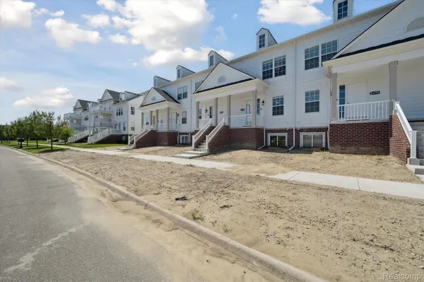 53779 Champlain ST, Macomb Township, MI 48042