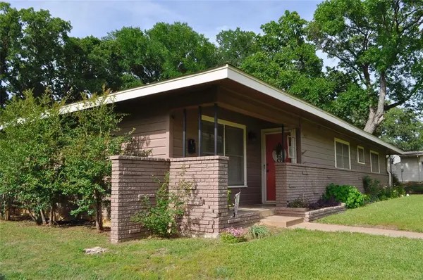 1405 Rolling Hills Drive, Graham, TX 76450