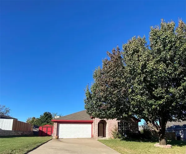 318 Alpine Drive, Weatherford, TX 76086