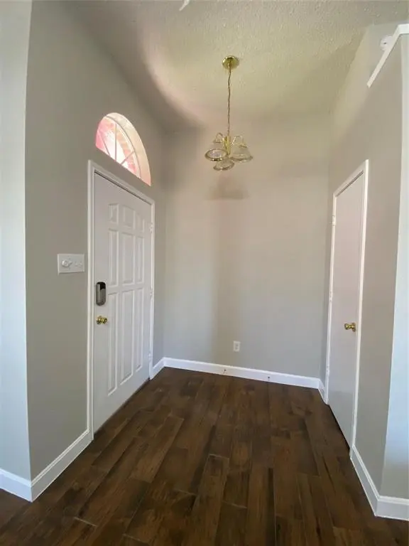 318 Alpine Drive, Weatherford, TX 76086