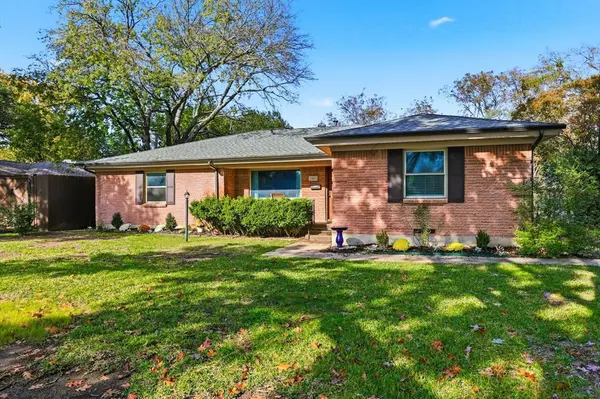 2965 Selma Lane, Farmers Branch, TX 75234
