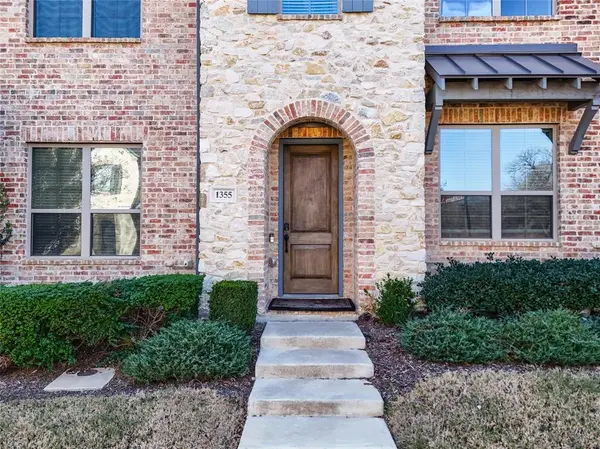 1355 Casselberry Drive, Flower Mound, TX 75028
