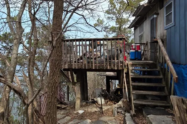 802 Rock Harbor Court, Granbury, TX 76048