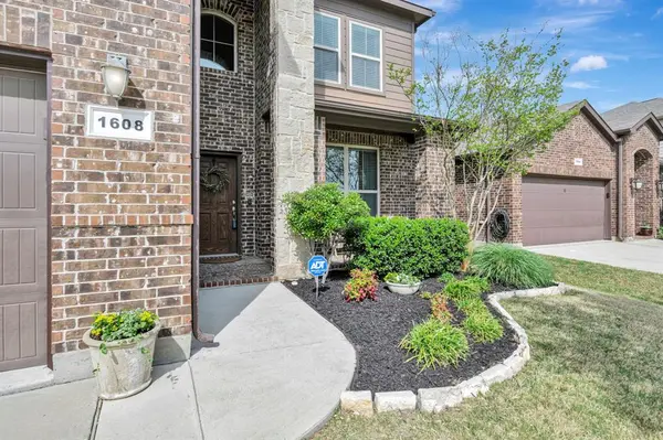 1608 Placitas Trail, Fort Worth, TX 76131