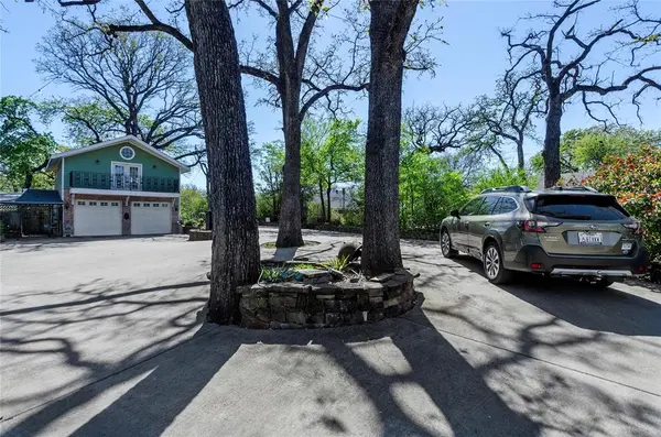 1400 E Shady Grove Road, Irving, TX 75060