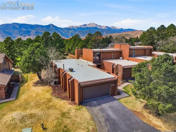 3710 Camels Ridge LN, Colorado Springs, CO 80904