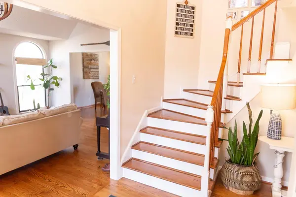 726 Lake Vista Dr, Forest, VA 24551