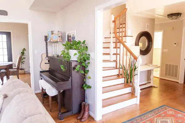 726 Lake Vista Dr, Forest, VA 24551