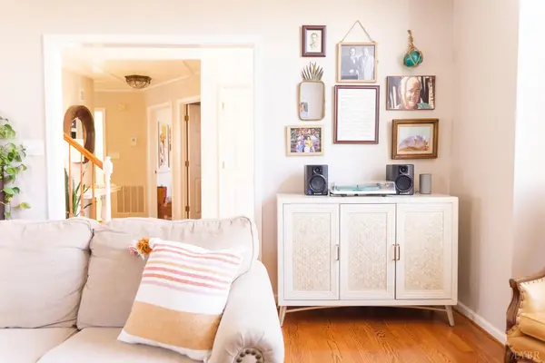 726 Lake Vista Dr, Forest, VA 24551