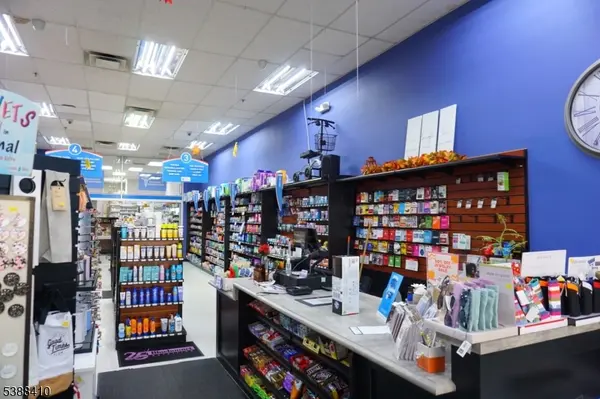 101 Terhune Ave, Lodi Boro, NJ 07644