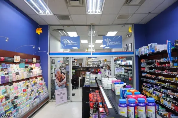 101 Terhune Ave, Lodi Boro, NJ 07644