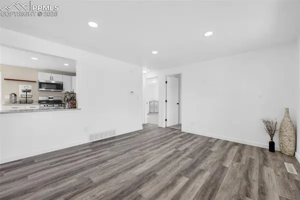 4505 S Anjelina CIR, Colorado Springs, CO 80916