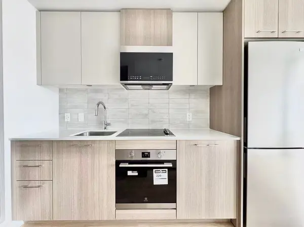 30 Dreamers WAY #635, Toronto C08, ON M5A 0Y7