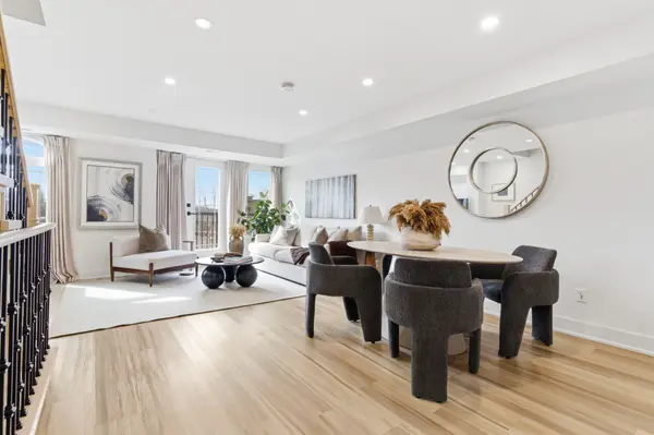 118 Finch AVE W #8, Toronto C07, ON M2N 7G2