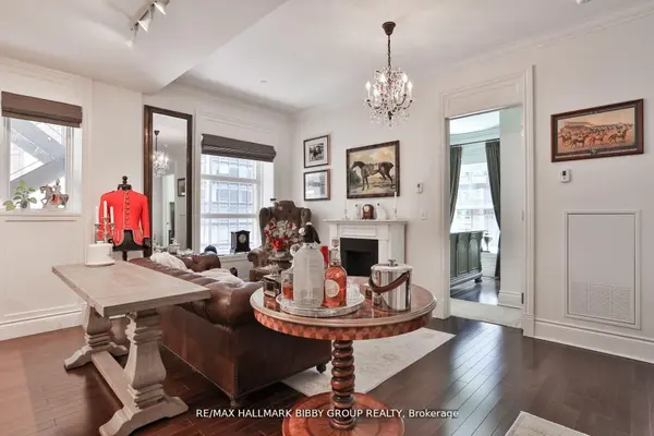 22 Leader LN #520, Toronto C08, ON M5E 0B2