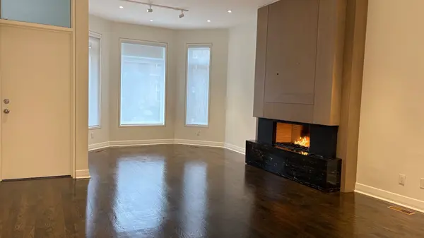 127 Hazelton AVE #1, Toronto C02, ON M5R 2E4