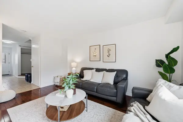 35 Gates CRES, Ajax, ON L1S 7E6