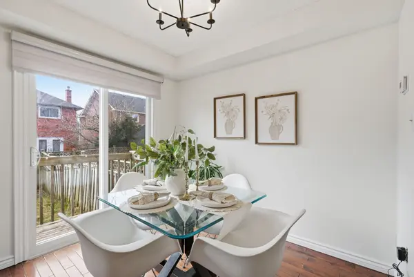 35 Gates CRES, Ajax, ON L1S 7E6