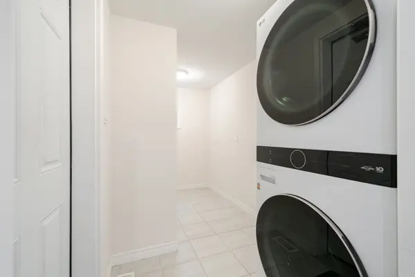 22 Thomas Bird ST, Clarington, ON L1C 7C9