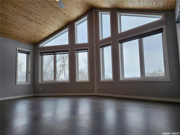 933 Front STREET S, Broadview, SK S0G 0K0