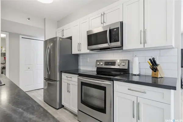 717 Victoria AVENUE #104, Saskatoon, SK S7N 2T5