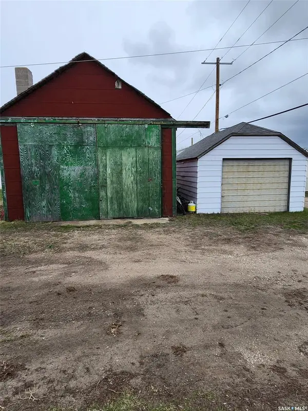 408 Railway AVENUE, Carnduff, SK S0C 0S0