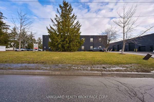 13 Holland DR #8, Caledon, ON L7E 1G7