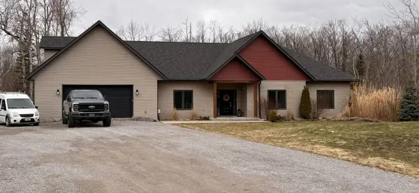 45 Kenedon DR, Kawartha Lakes, ON K0L 2W0