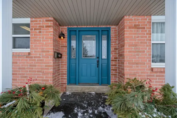 284 Victoria AVE N, Kawartha Lakes, ON K9V 6A8