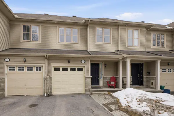 110 Prem CIR, Barrhaven, ON K2J 0C5