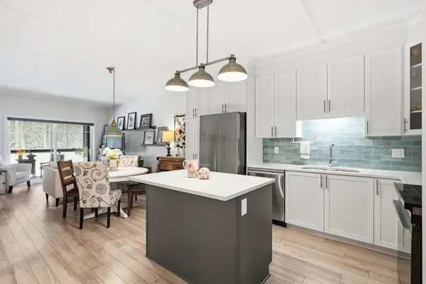 99 St Moritz TRL #408, Russell, ON K0A 1W0