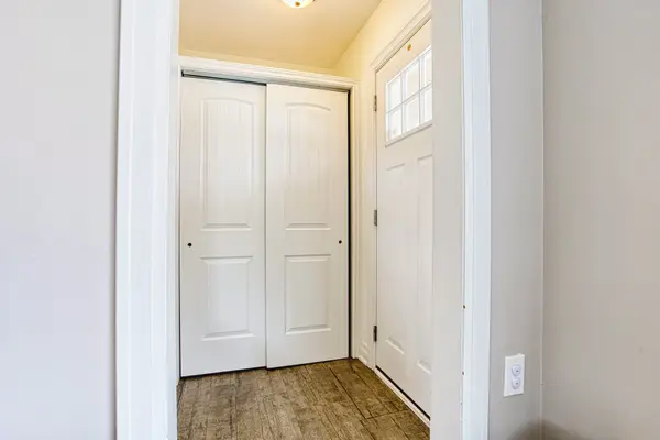 26 Clara CRES, Brantford, ON N3S 7C7