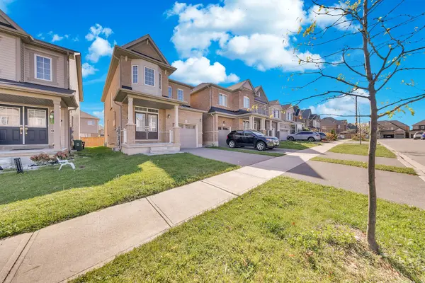 32 Mccargow DR, Haldimand, ON N3W 0C3