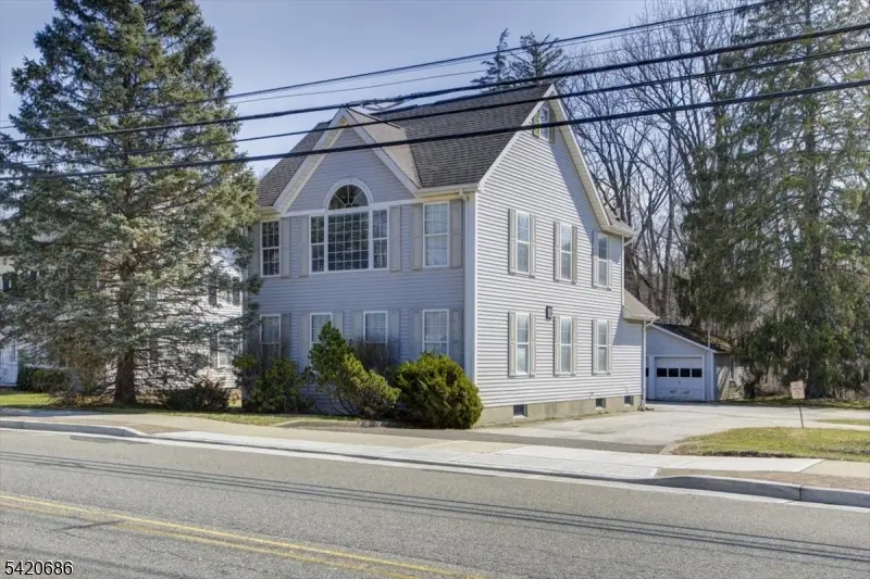 27 Main St, Sparta Twp., NJ 07871