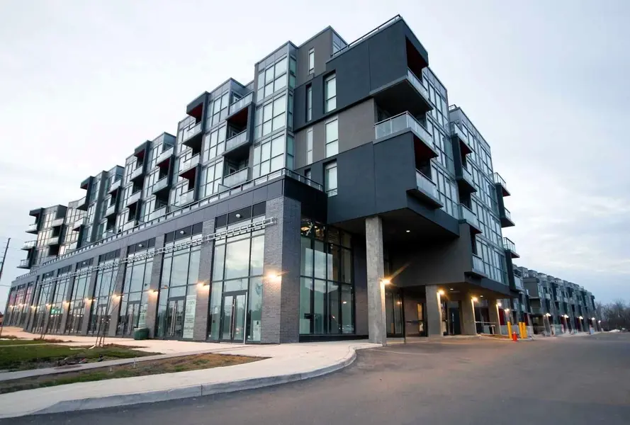 5240 DUNDAS ST #B616, Burlington, ON L7R 3X4