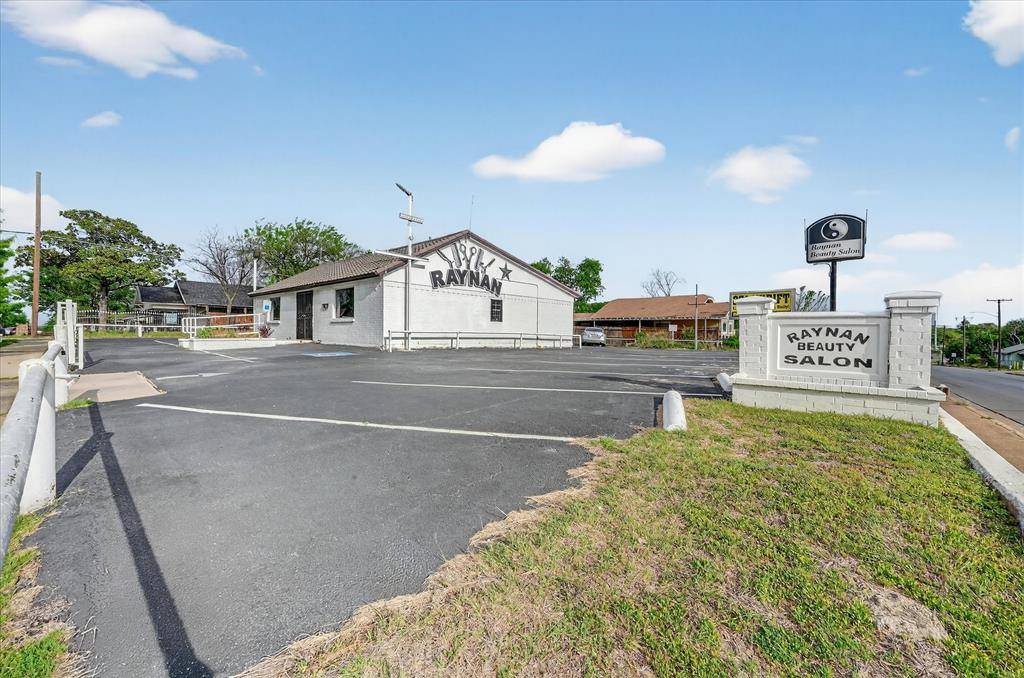 2620 Vaughn Boulevard, Fort Worth, TX 76105