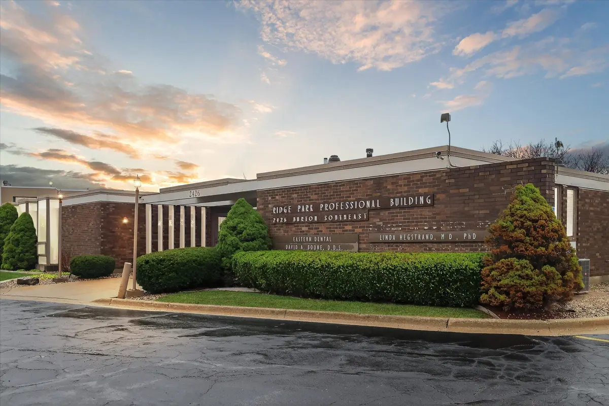 2426 Burton ST SE, City Of Grand Rapids, MI 49546