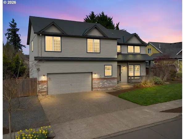 19221 WINDMILL DR, Oregon City, OR 97045