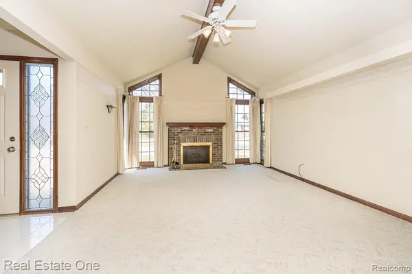 48790 Mill Bank CT, Shelby Charter Township, MI 48315