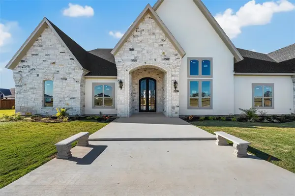 129 Iris Street, Lorena, TX 76655