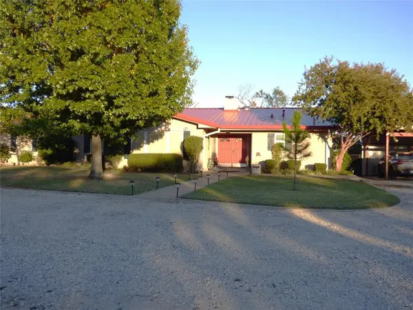 1010 W Moss Street, Eastland, TX 76448